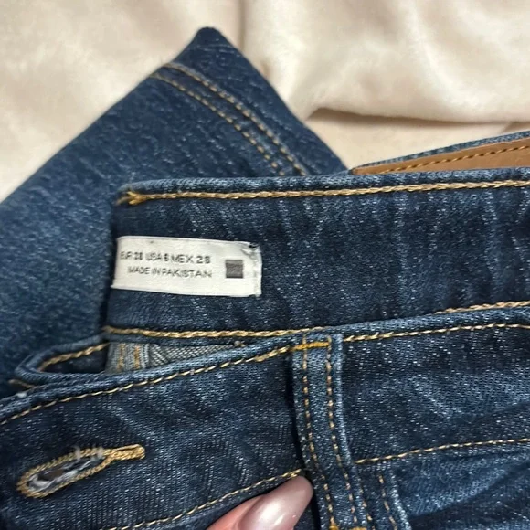 Zara Women's Dark Blue Jeans - Picture 3 of 3